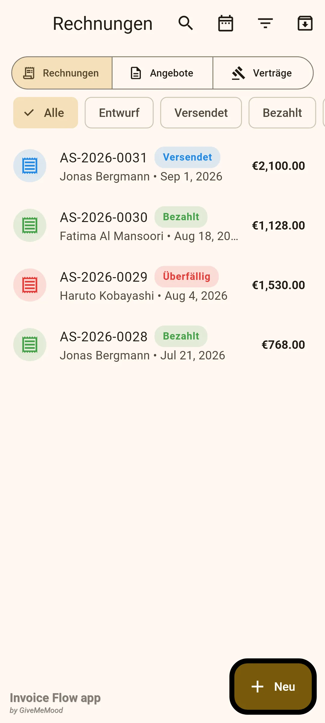 Invoice Flow app invoice list in German titled Rechnungen with tabs Rechnungen, Angebote and Verträge, filter chips Alle, Entwurf, Versendet and Bezahlt, and four invoices with badges Versendet, Bezahlt and Überfällig