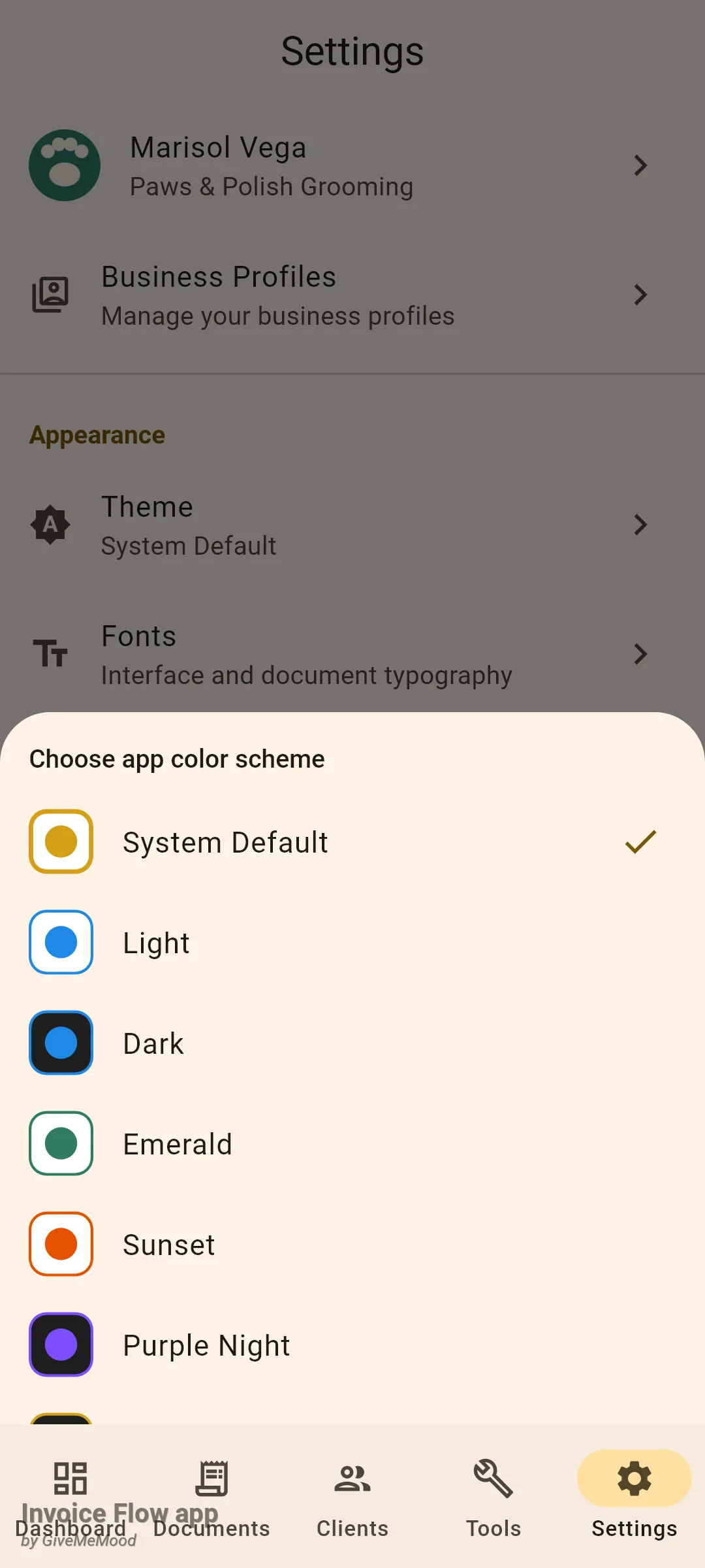 Invoice Flow app Choose app color scheme sheet listing System Default with a check mark, Light, Dark, Emerald, Sunset and Purple Night, each with a colour swatch